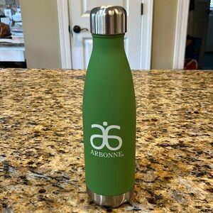 Arbonne metal insulated drink container